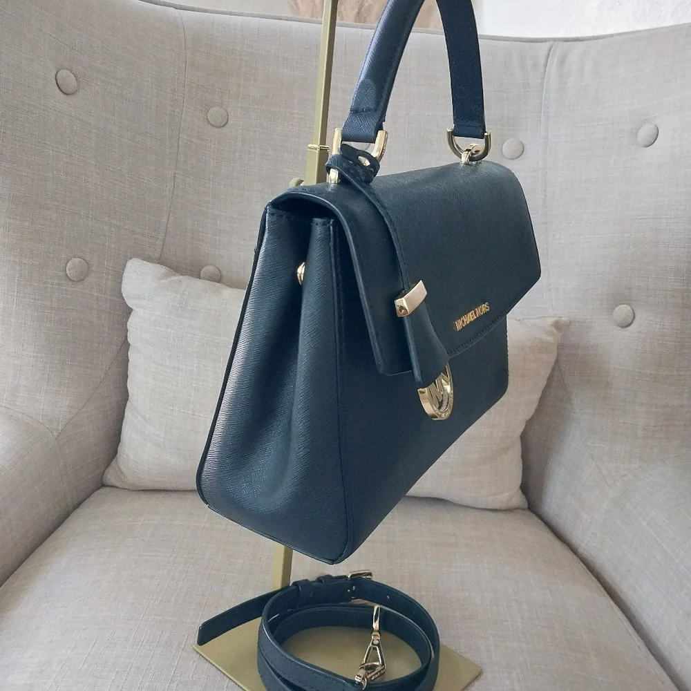 Michael Kors Ava Satchel - Picture 3 of 6